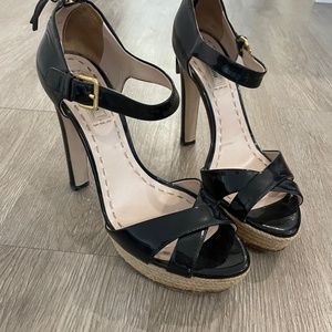 MUI MUI Black patent leather 4" platform heels